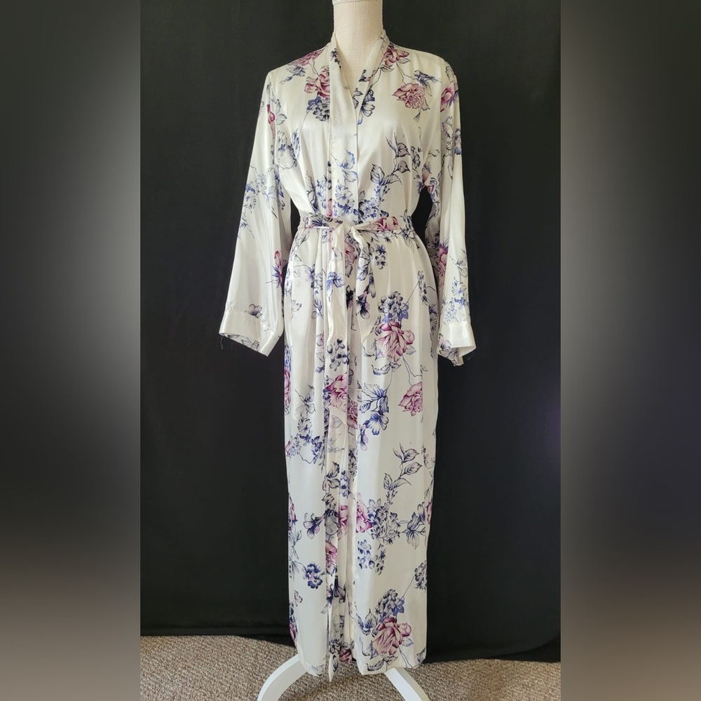 Inner Most gorgeous long robe, size S